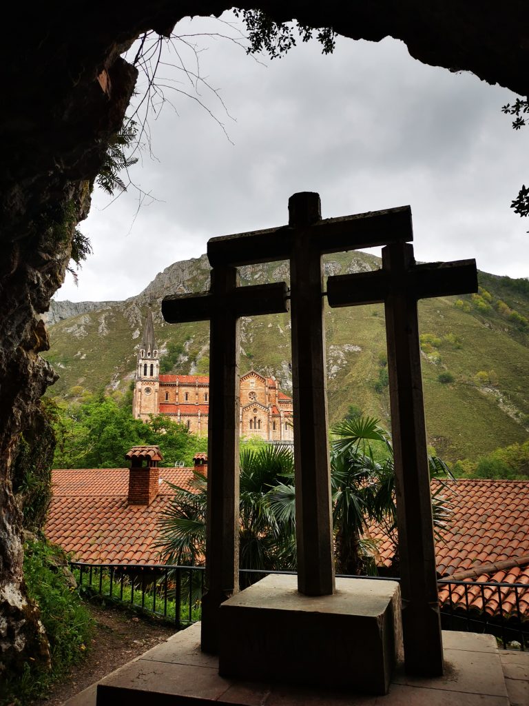 Santa grotta di Covadonga