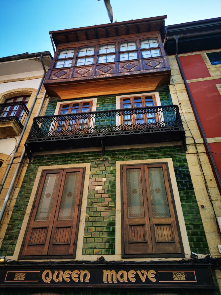 Avilés