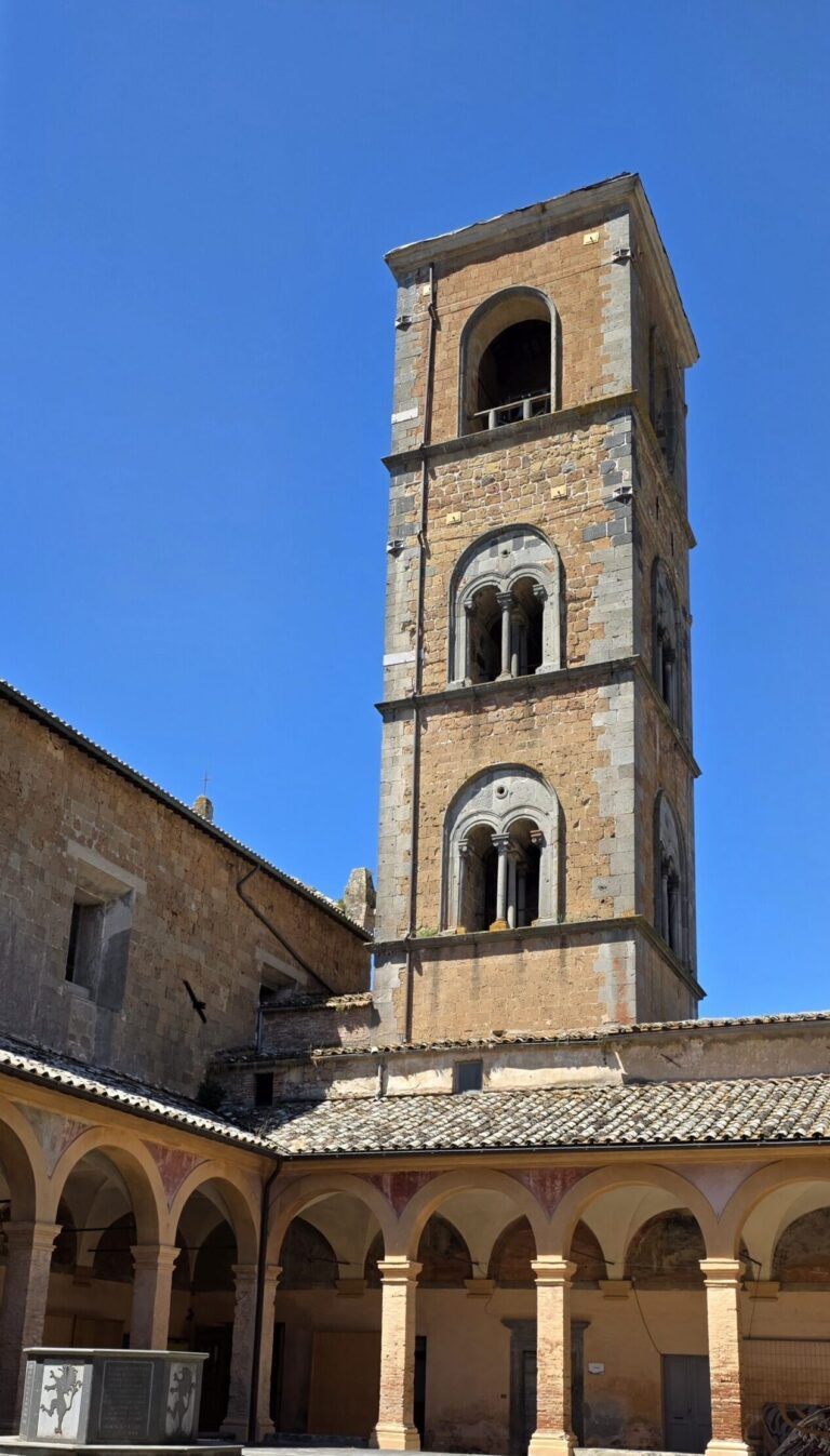 Chiostro e Chiesa di San Francesco