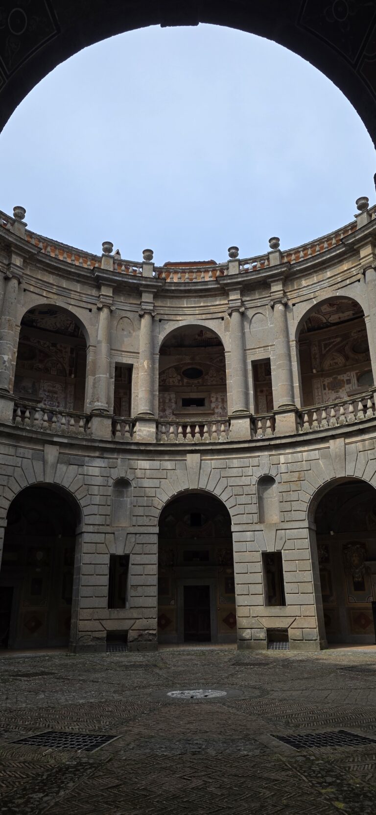 Interno Palazzo Farnese