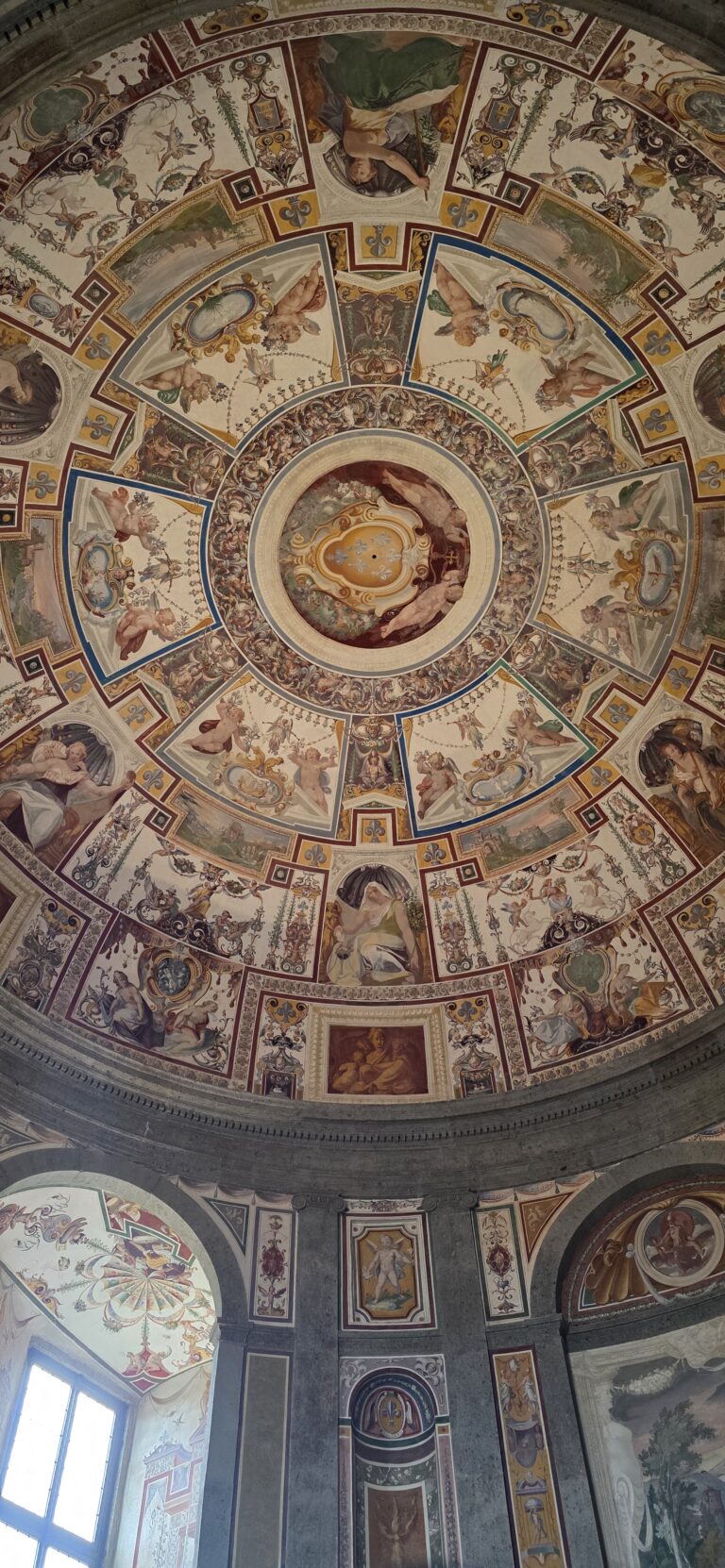 Interno Palazzo Farnese