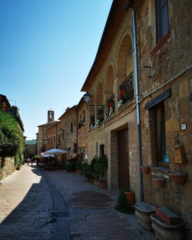Sovana