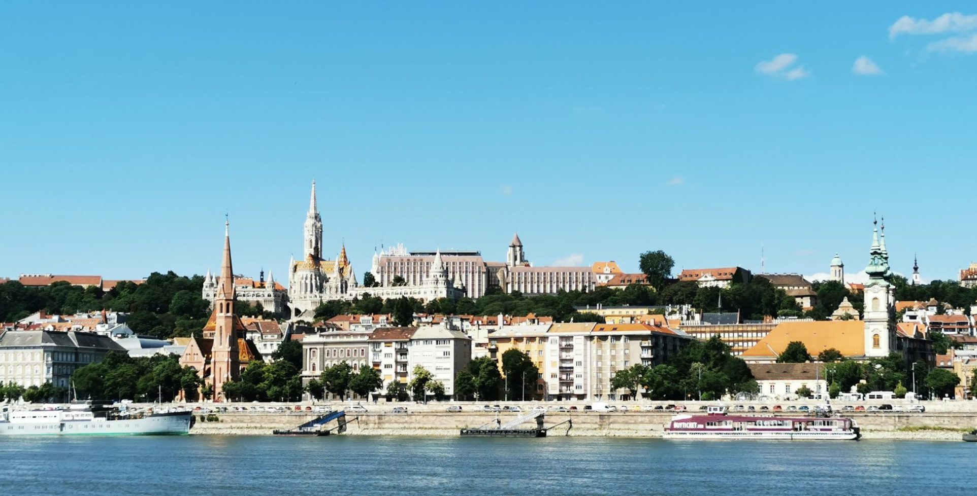 Vista sulla sponda di Buda
